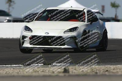 media/Apr-12-2025-Doghouse Garage (Sat) [[1d917ba261]]/Advance/Turn1/